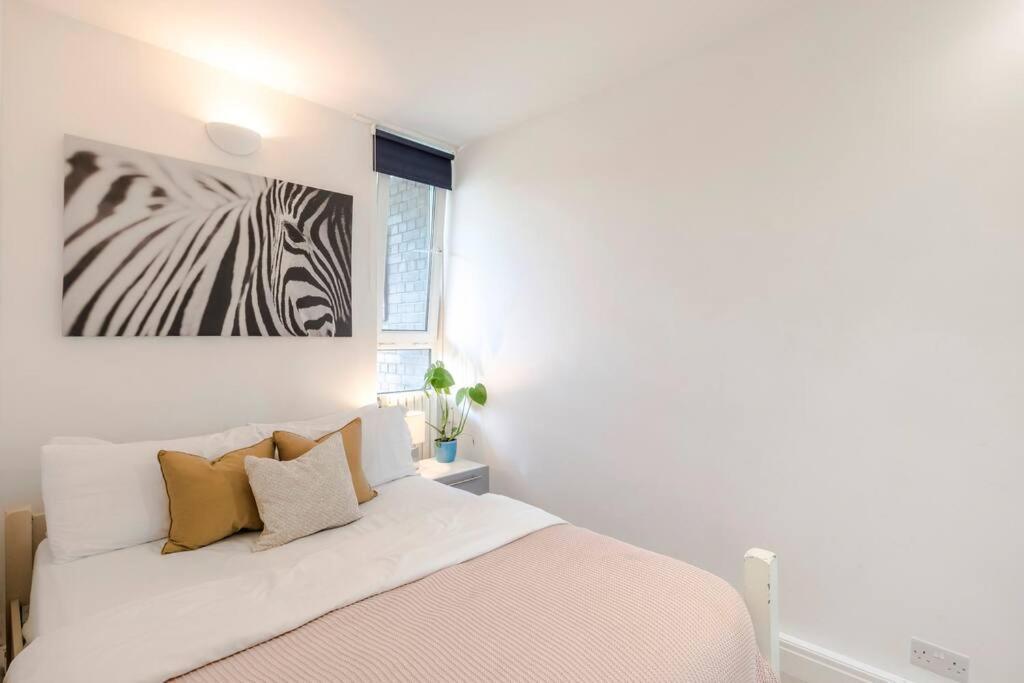 The Clarence, Central London Apartment W/ Wifi Dış mekan fotoğraf
