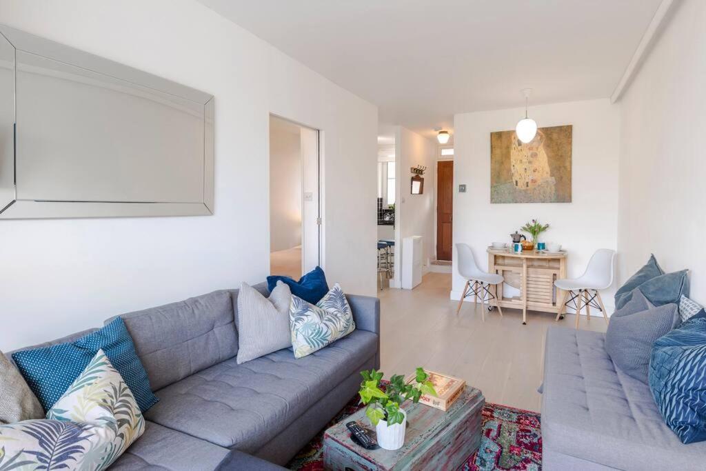 The Clarence, Central London Apartment W/ Wifi Dış mekan fotoğraf